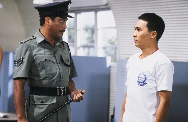 吴孟达一生回顾,吴孟达罕见亮相头发花白