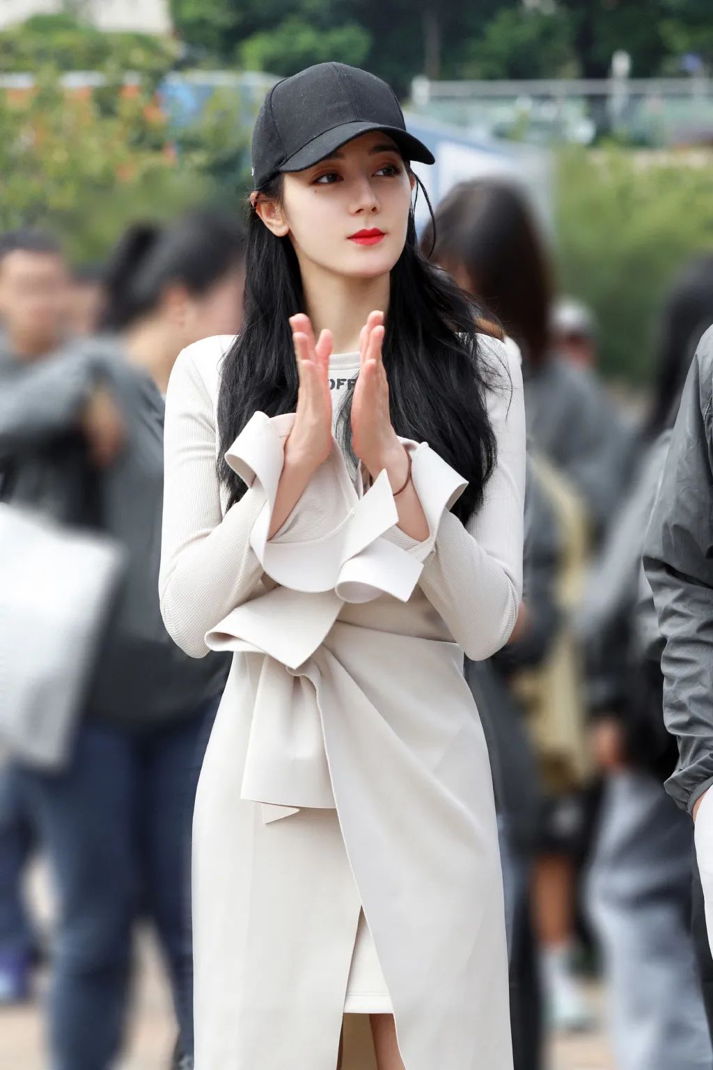 这件单品玩转所有秋季穿搭,这几件单品让穿衣更时髦