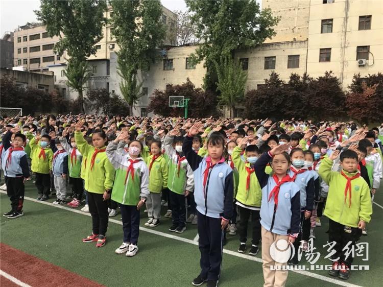 长安镇小学生足球比赛,小学首届校园足球联赛简讯