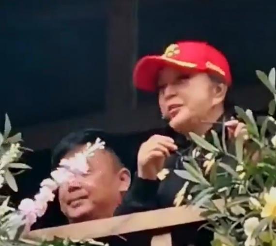 刘晓庆面容苍老遮脸,71岁刘晓庆素颜照片图文