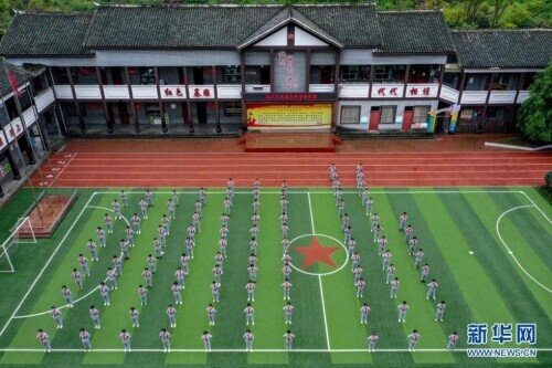 传承红色基因寻访家乡变化,红色基因红军小学