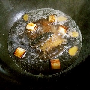 大厨葱爆海参最正宗做法,正宗葱烧海参做法