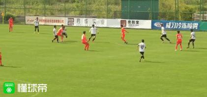 青岛海牛2-0击败浙江队青岛西海岸,从0-4惨败到2-0取胜