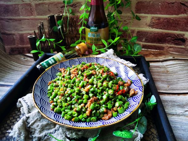 乱棍打死猪八戒的下一句,乱棍打死猪八戒电影