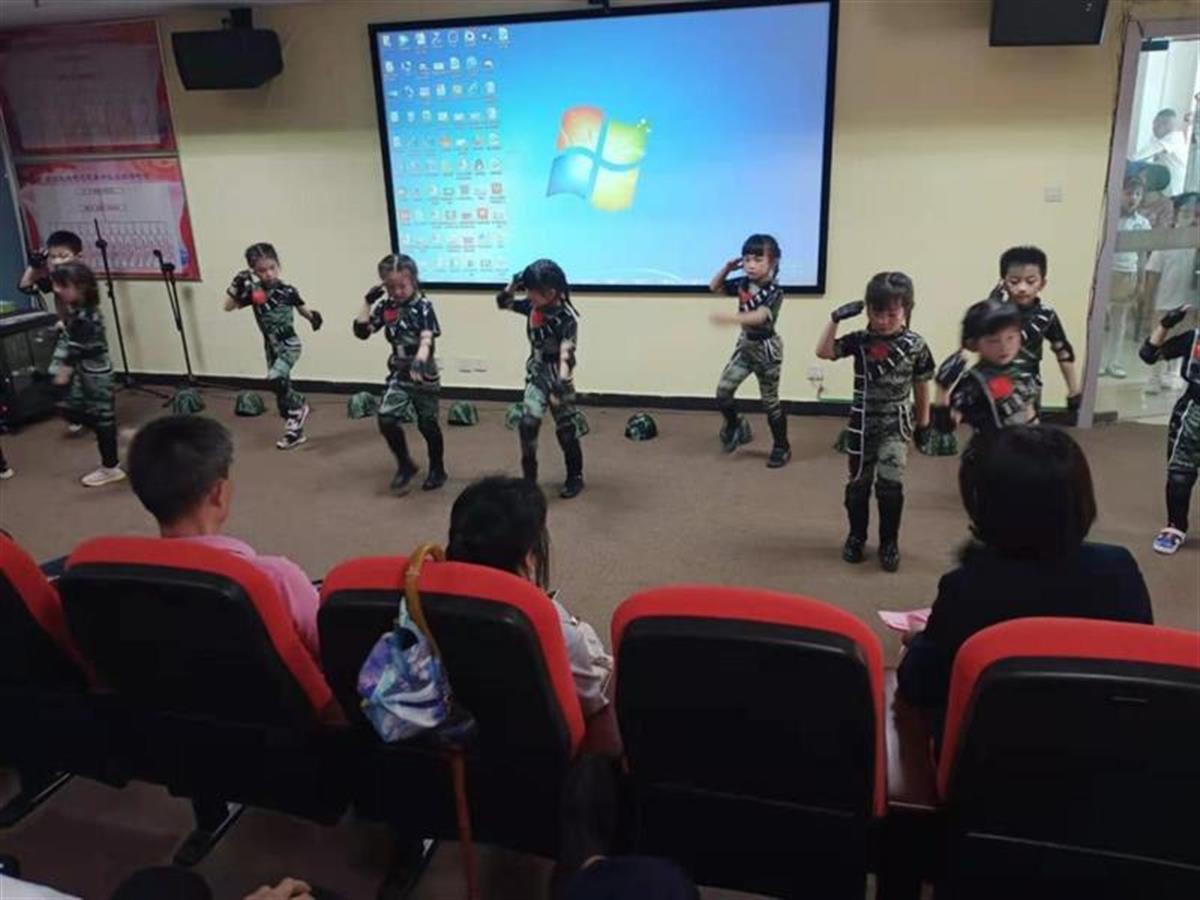 鐧惧勾鍗庣珷閾歌緣鐓屽喘鏂颁紵涓氬啀璧疯埅,鐧惧勾濂嬫枟閾歌緣鐓屽崈绉嬩紵涓氬啀鍚埅