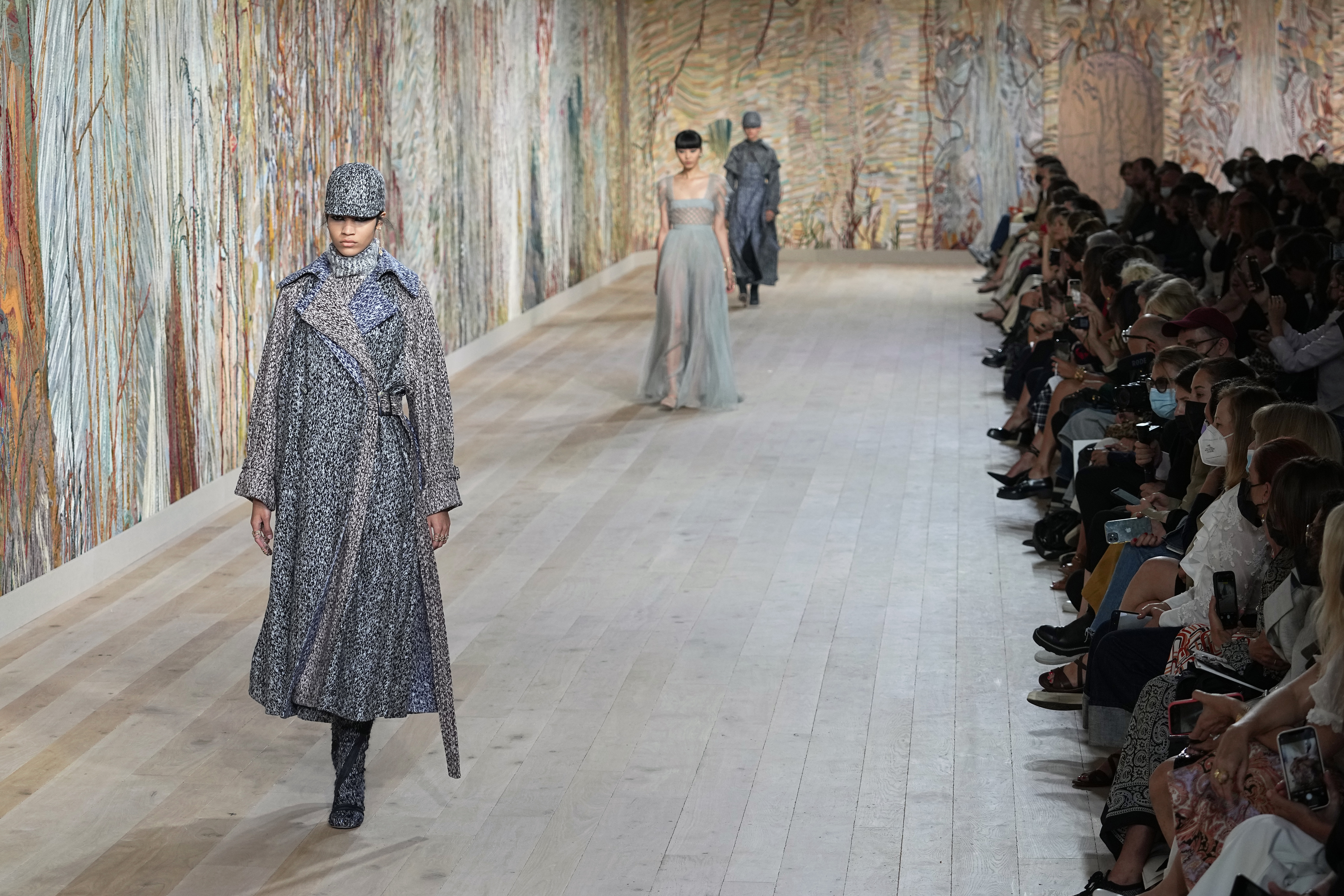 巴黎时装周迪奥时装秀,迪奥巴黎时装周王俊凯