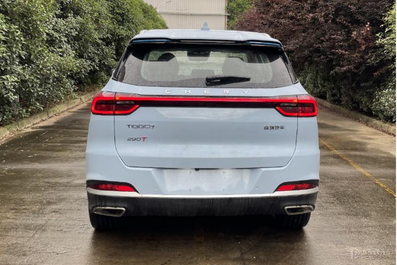 新款起亚嘉华实车曝光,2022丰田皇冠陆放豪华版图片