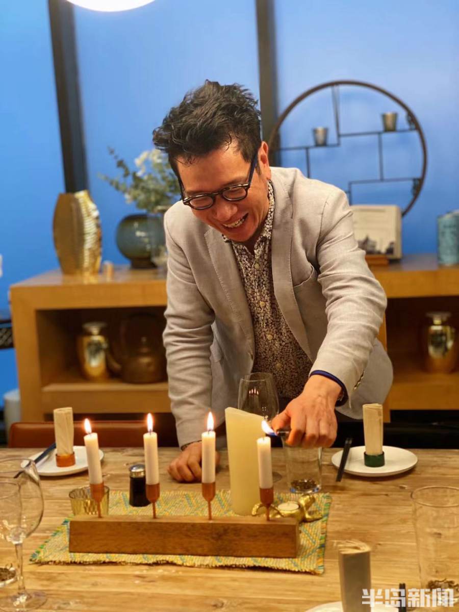 新闻周刊丨老街里，新芳华！200米小巷已吸引13家网红店，这是“一眼看海”前奏曲