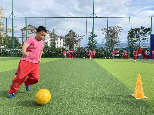 这就是丽江这群孩子的第二课堂，他们享受着……