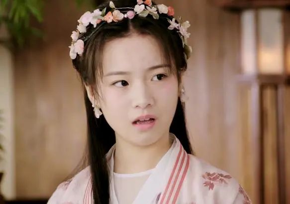 拜托给赵露思们好好梳下头