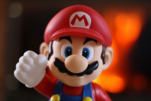 威震天琳娜贝尔,琳娜贝尔遇见威震天