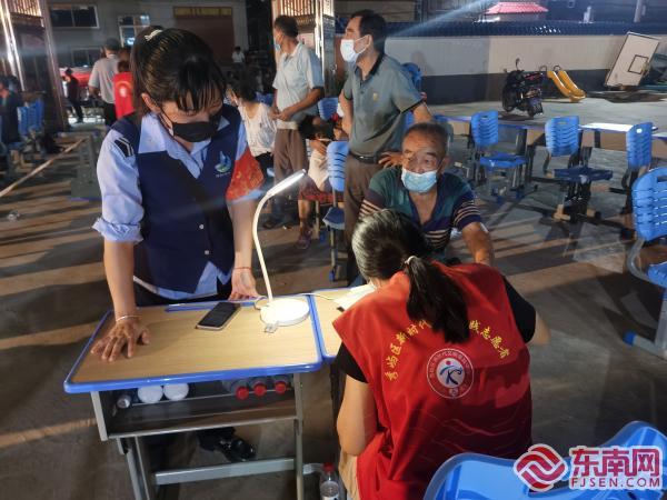 莆田秀屿网格员陈美姻：时有所需，必有所为，战疫有我