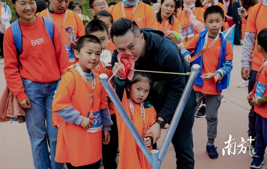 穿越丹霞山50公里徒步赛路线图,徒步旅游50公里要走多久