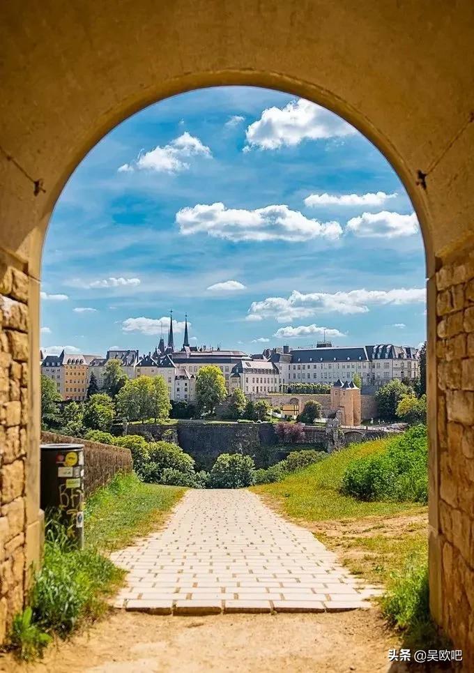 土豪国家迪拜,比迪拜还有钱的国家