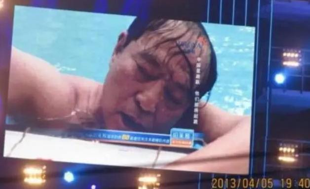 牛群为什么退出央视舞台,2000年为什么牛群不搭档