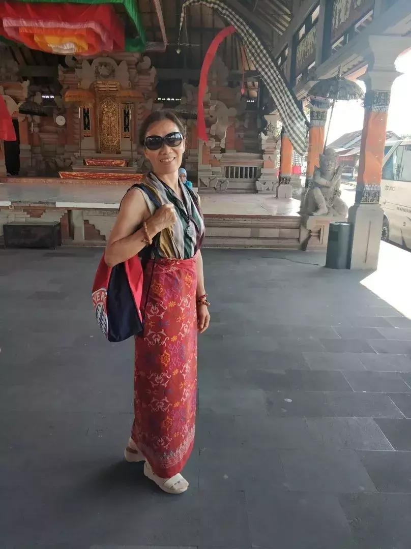 澶у鍑洪棬鏃呮父鎷嶇収濮垮娍鍚堣緫,涓浗澶у澶栧嚭鏃呮父