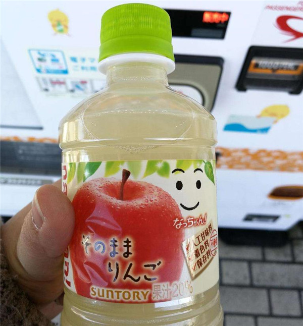 日本牛奶上的凹槽,日本牛奶包装细节