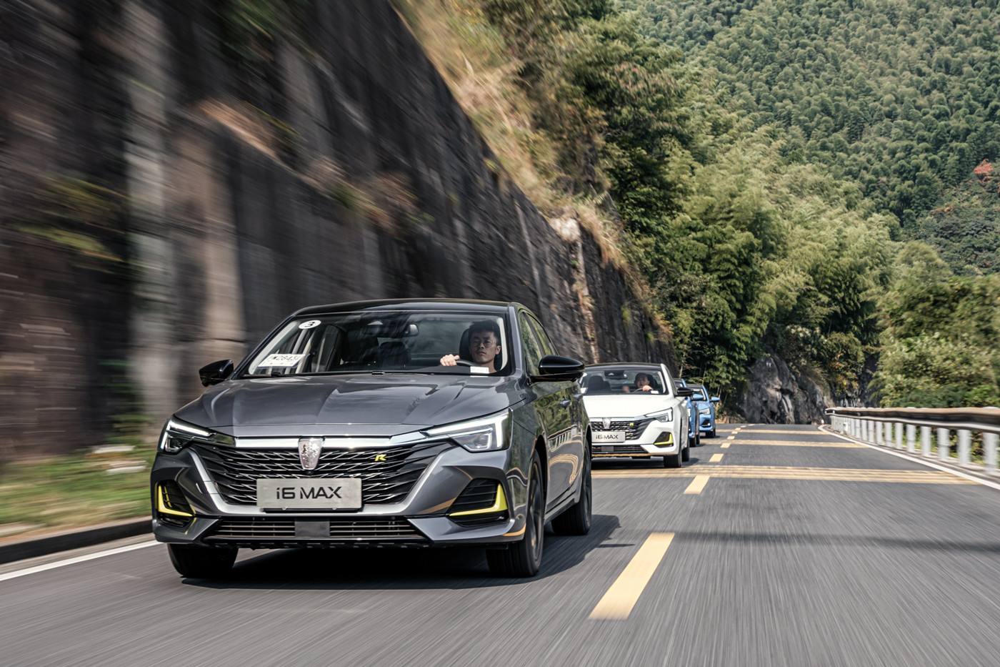 荣威i6maxev百公里加速测试,荣威i6max性能体验秒杀谁