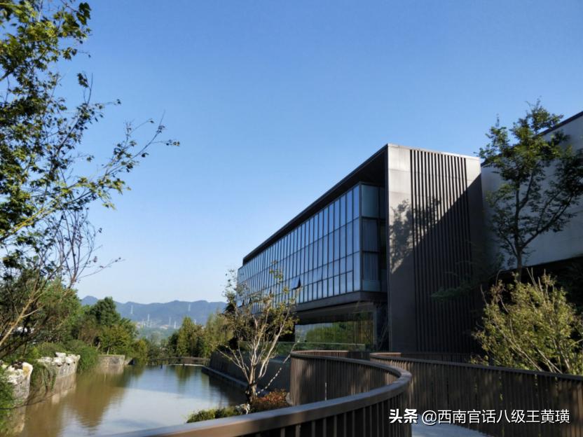 龙兴两江足球赛事中心,重庆龙兴足球场比赛视频