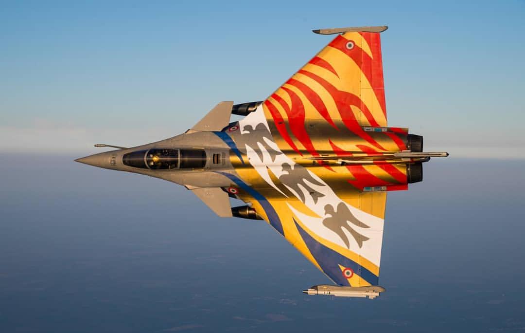 达索阵风战斗机vs布加迪,法国达索阵风