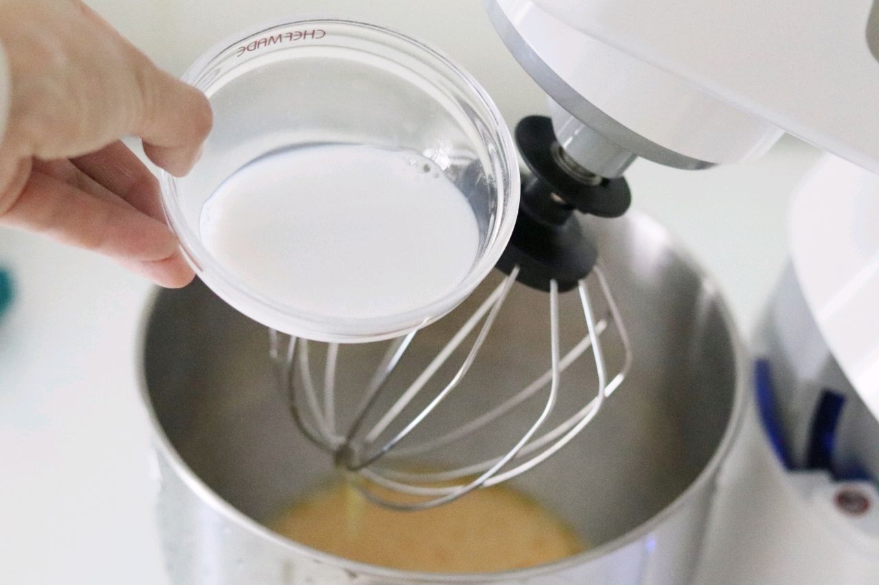 中国翻糖蛋糕大赛惊呆老外视频,足球翻糖蛋糕