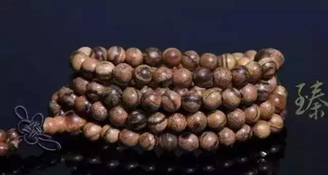 十大垃圾文玩手串排行榜,垃圾手串排行