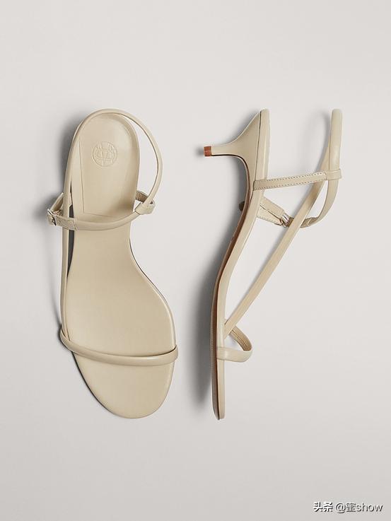 最好看的bv鞋子,bv风拖鞋流行