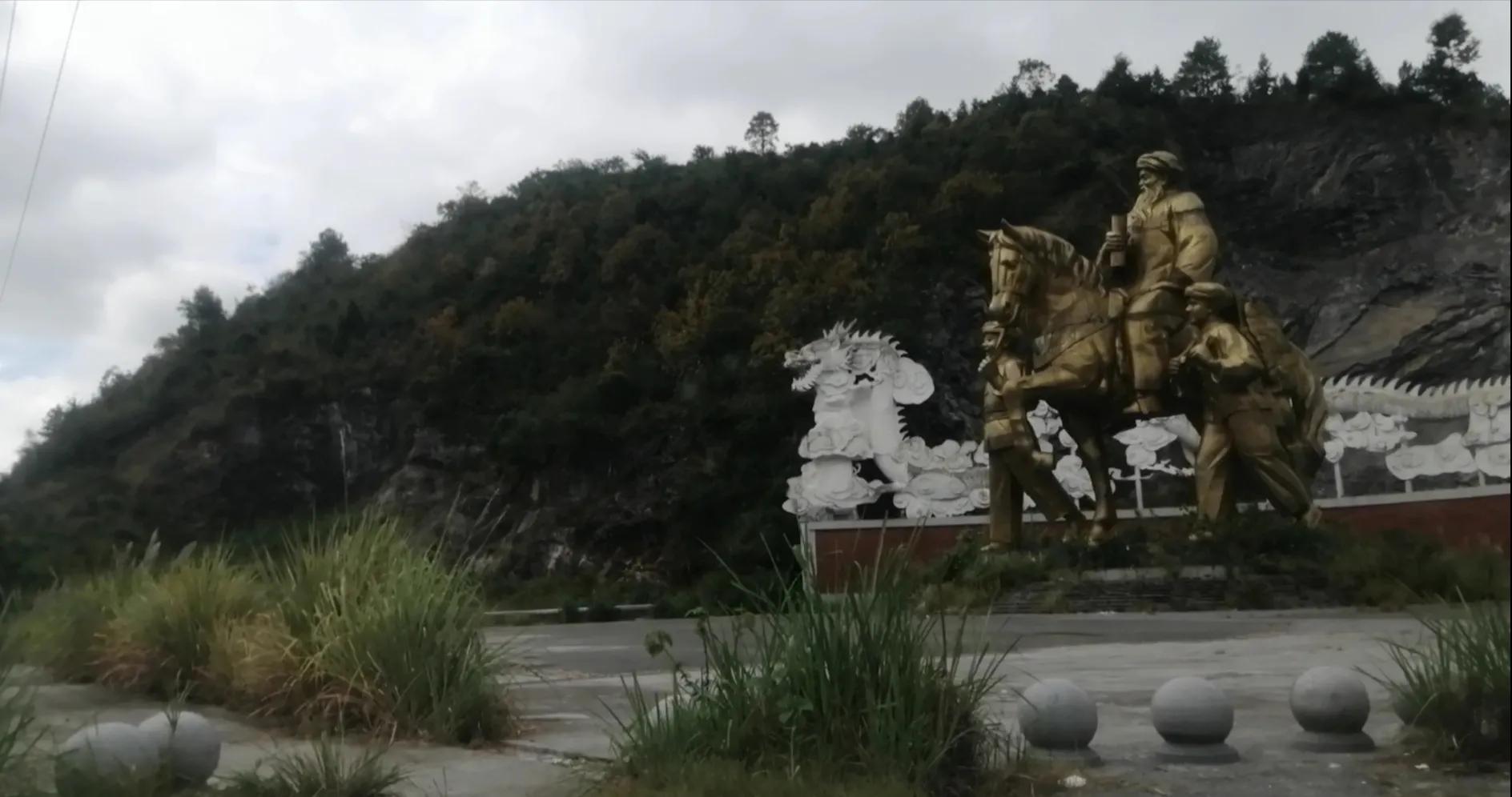 丹寨县万达小镇特色,丹寨万达小镇国家休闲街区