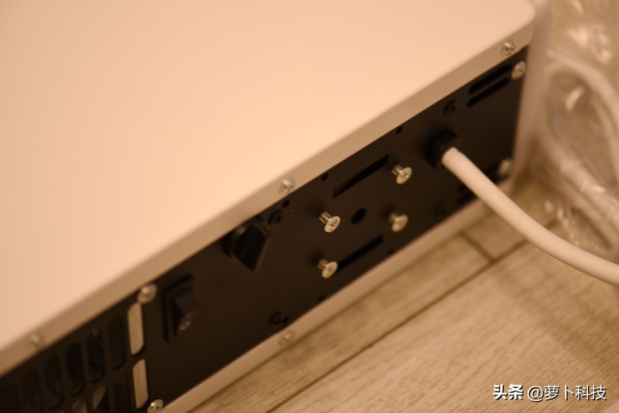 别墅加湿取暖神器，Blaupunkt德国蓝宝H1智能对流电暖气评测