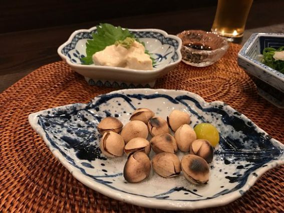 给秋天带来韵味的银杏树，在荷兰竟然人嫌狗不待见