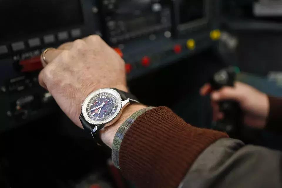 好多人戴劳力士,有多少人戴着劳力士潜水