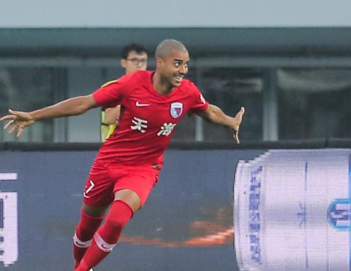 中国足球归化还有必要继续吗,中国足球目前归化成功了几人