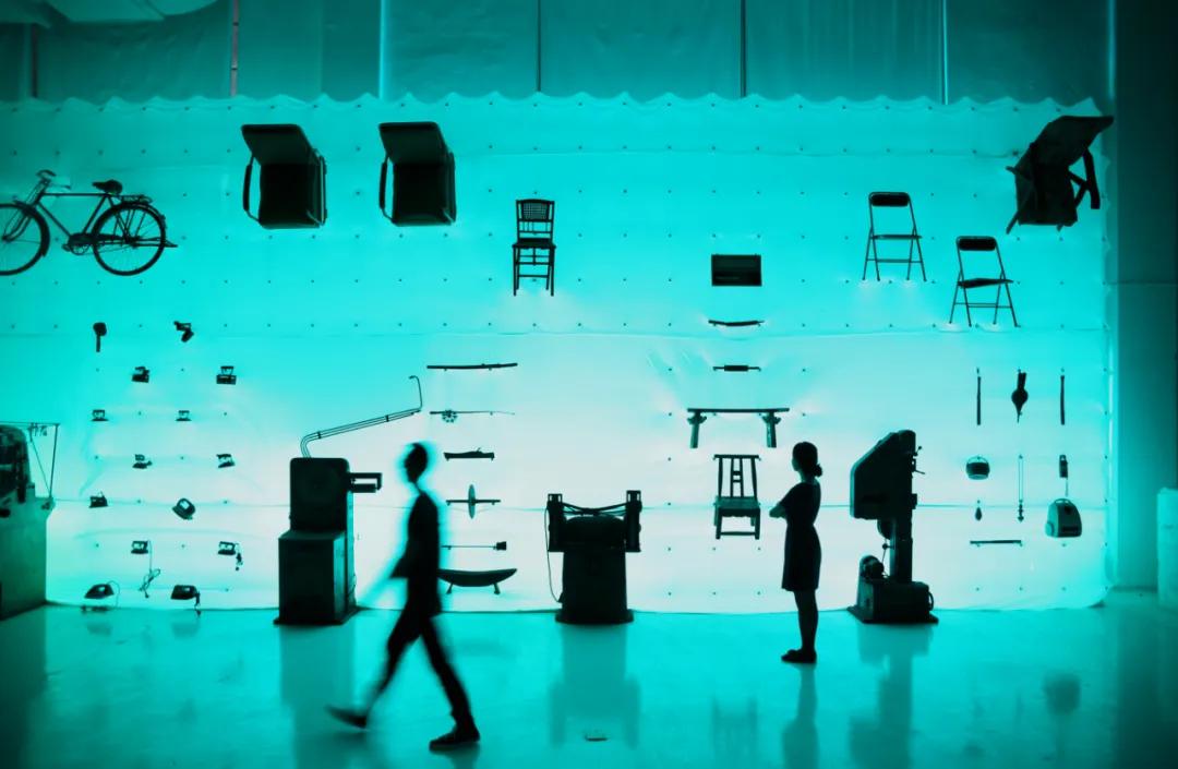 杨明洁设计师,杨明洁设计师可移动屏风