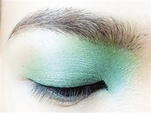 了解眼型才能画更好看的眼妆,眼型基础好的怎么化眼妆
