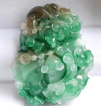 玉石就是翡翠吗,玛瑙玉石和翡翠