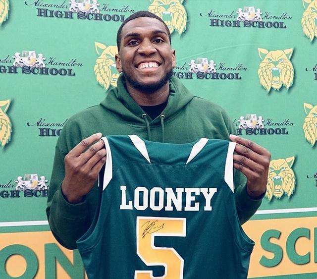 亚当斯nba巅峰时期,亚当斯艾顿麦基