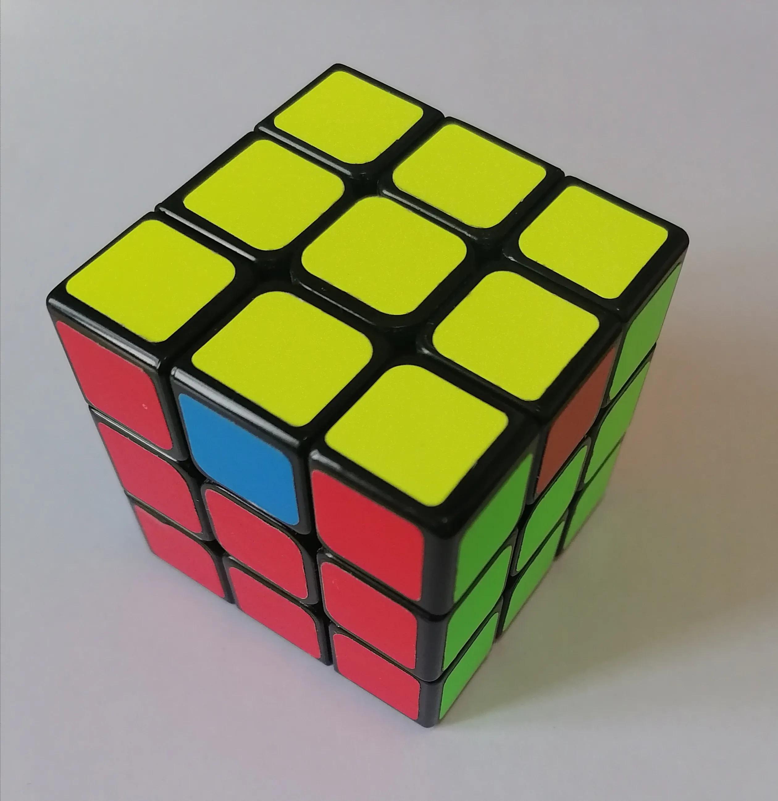 三阶魔方第一层复原最详细步骤,立方体魔方还原方法最简单