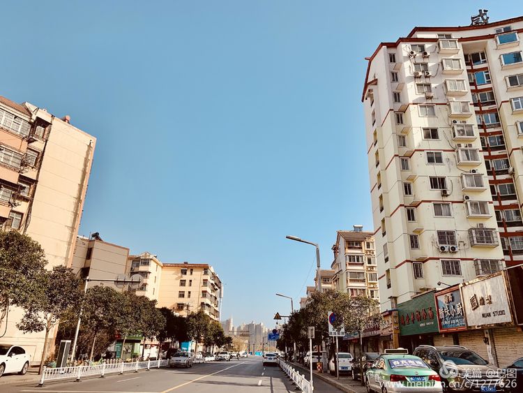 上阳宫到百货楼,疫情下逛西工,期待小街锅贴,王城广场听戏