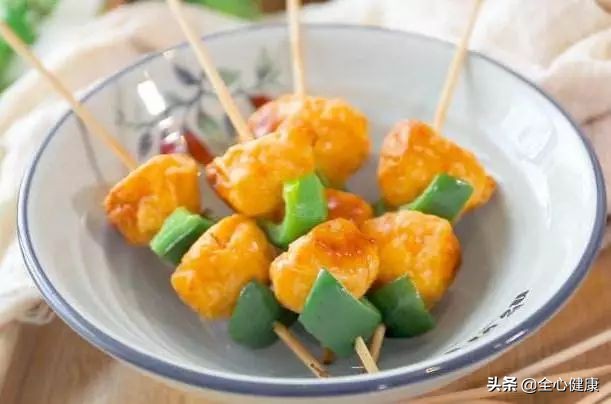 小孩挑食不吃肉怎么做菜,儿童厌食挑食吃饭追着喂