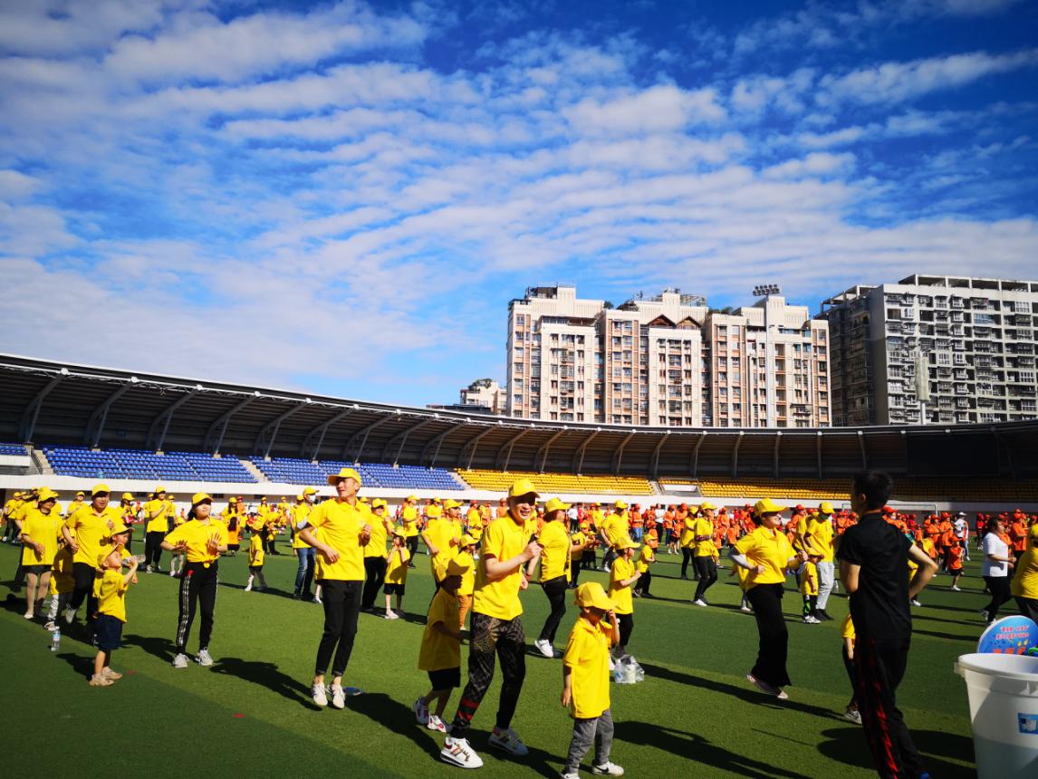 成都市天府幼儿运动大会,龙泉镇中心幼儿园亲子运动会