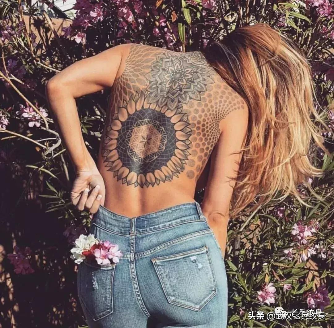 为什么父母不让纹身,成年了父母还是不让纹身