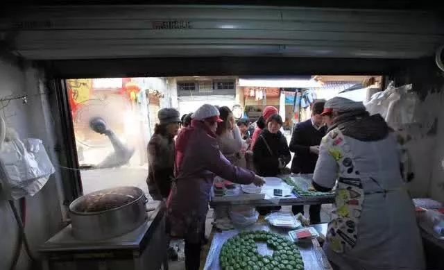 哪里的青团最正宗,青团哪个牌子最好吃