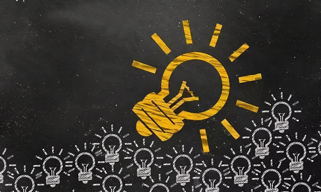 课虫：1对夫妻，4个微信号，卖男*用品性**，1年收入100万+