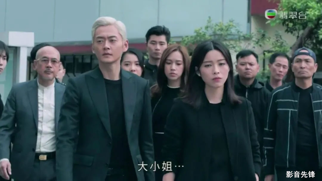 *底卧**黑帮，龙套变主角，最后那段“基情”我看呆了