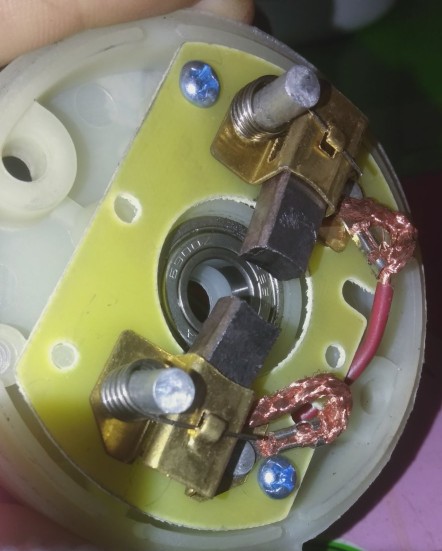 12v电瓶可带多少瓦的抽油泵,电动抽油泵12v怎么连接电瓶