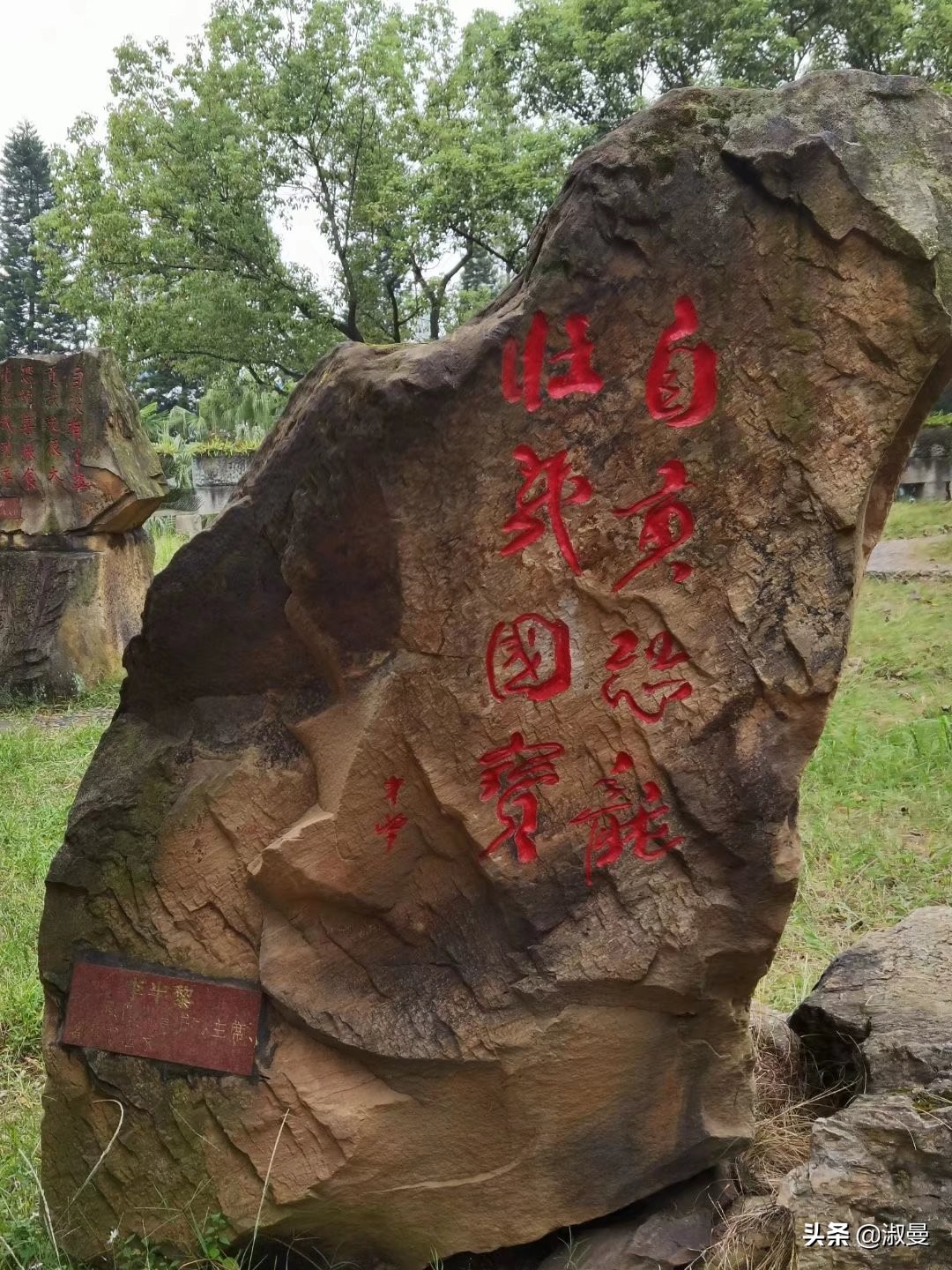 恐龙距今多少年前灭绝,恐龙灭绝前有人类吗