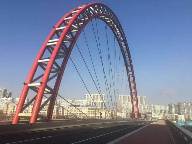 不同的颜色代表不同的心理情绪,色彩心理与我们的心理年龄有关