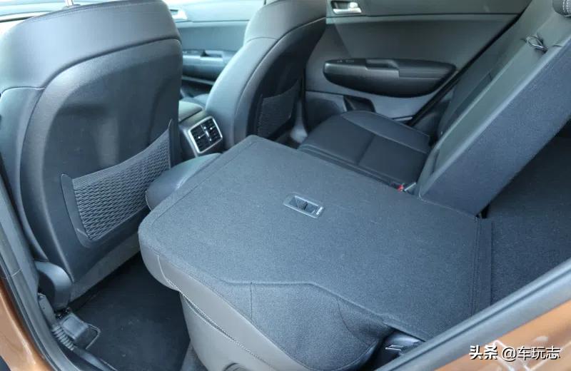 新一代起亚狮跑官图,新款起亚狮跑suv2022款