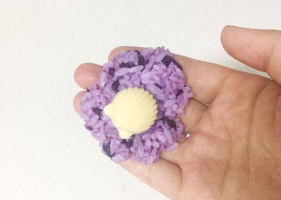 椰香糯米小方糕做法,紫薯椰蓉小方的做法