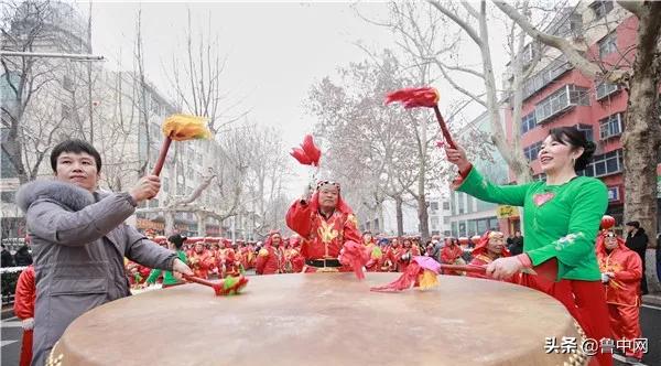 山东淄博花灯灿烂迎元宵,淄博元宵夜花灯节